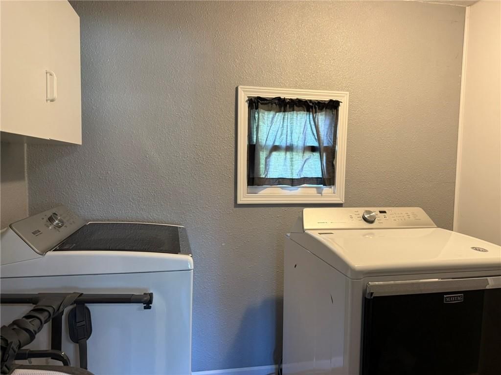313 E 4th Street — photo 26