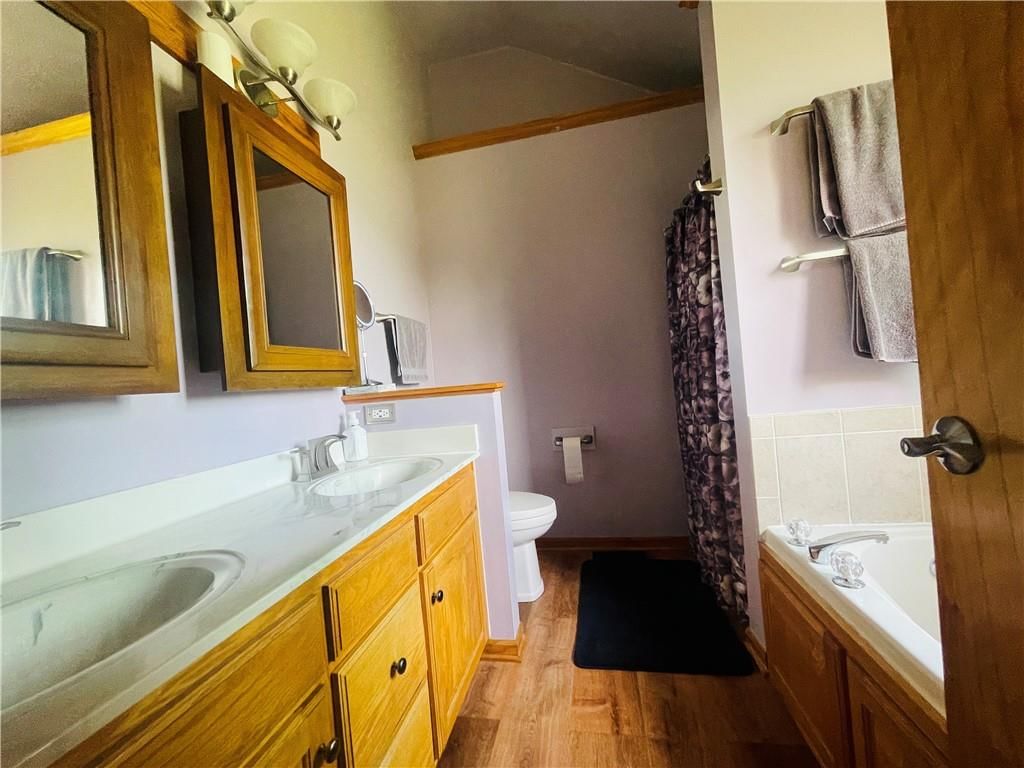 701 SW Woodland Circle — photo 15