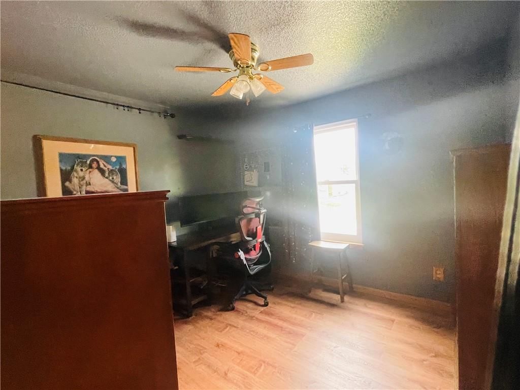 701 SW Woodland Circle — photo 16