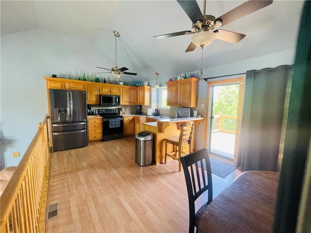 701 SW Woodland Circle — photo 10