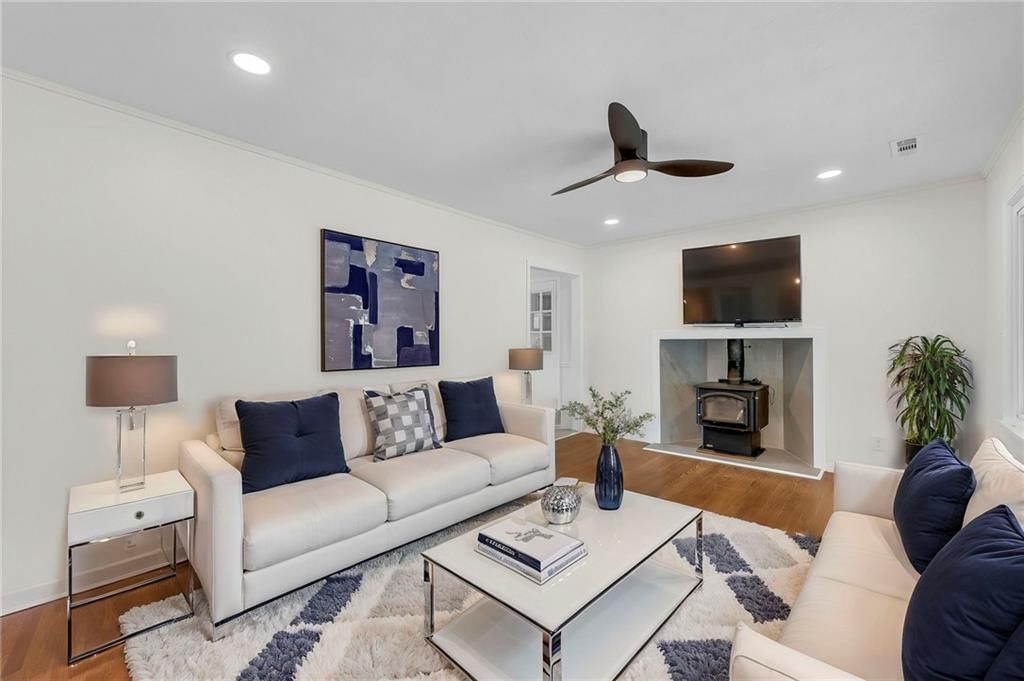 11409 W 68th Street — photo 7
