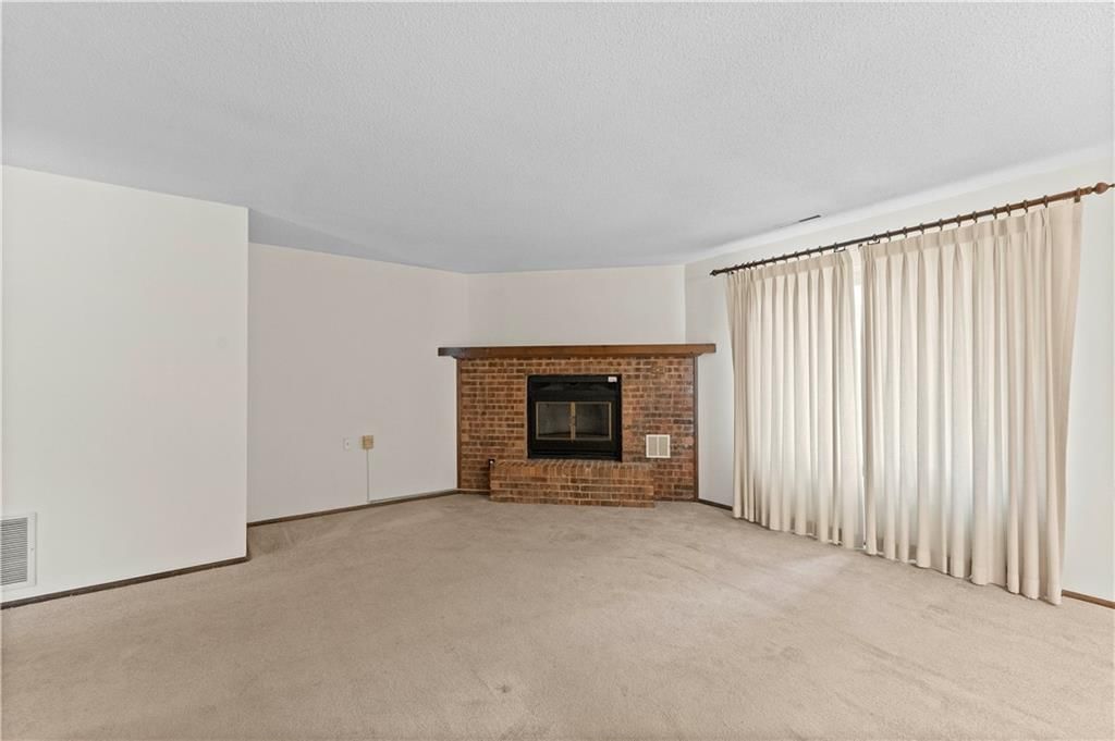 501 N STONE Boulevard — photo 11