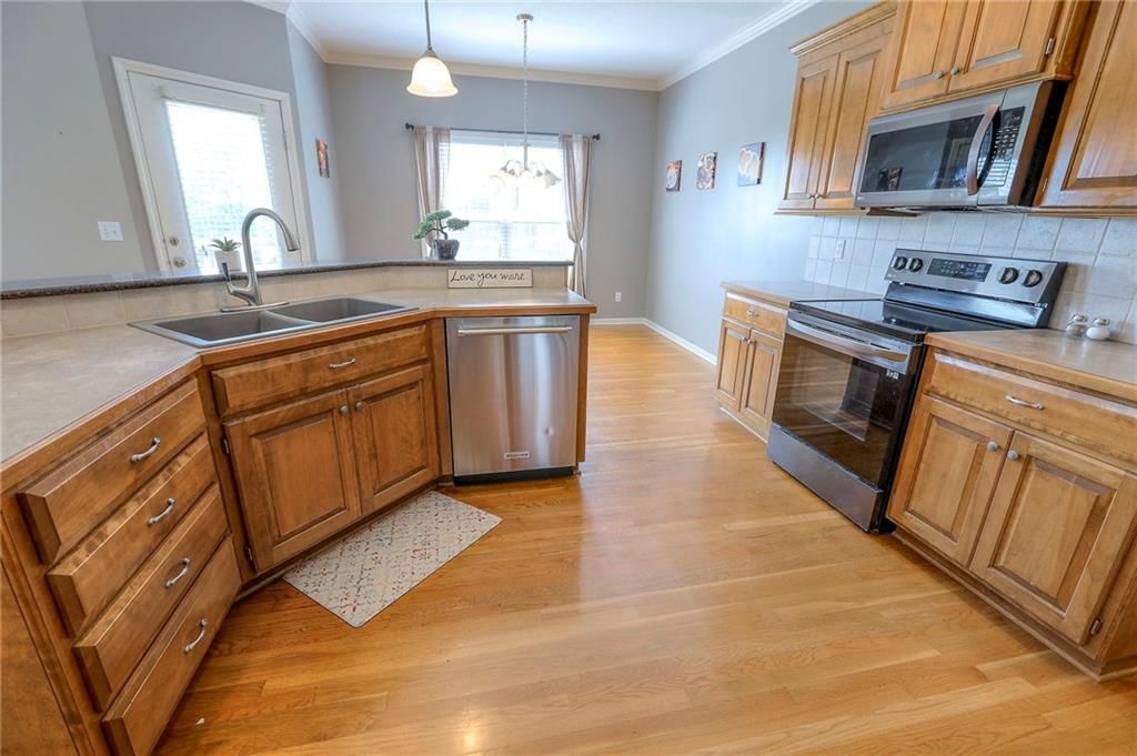 812 SW Stablewood Circle — photo 12