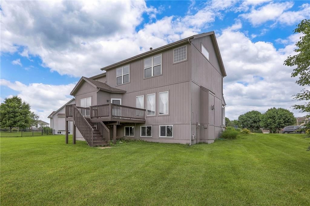 812 SW Stablewood Circle — photo 42