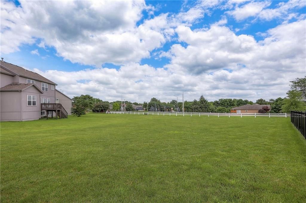 812 SW Stablewood Circle — photo 45