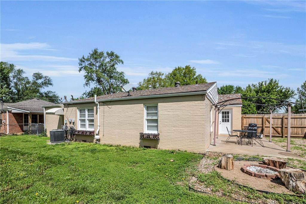 3609 Gibbs Road — photo 24
