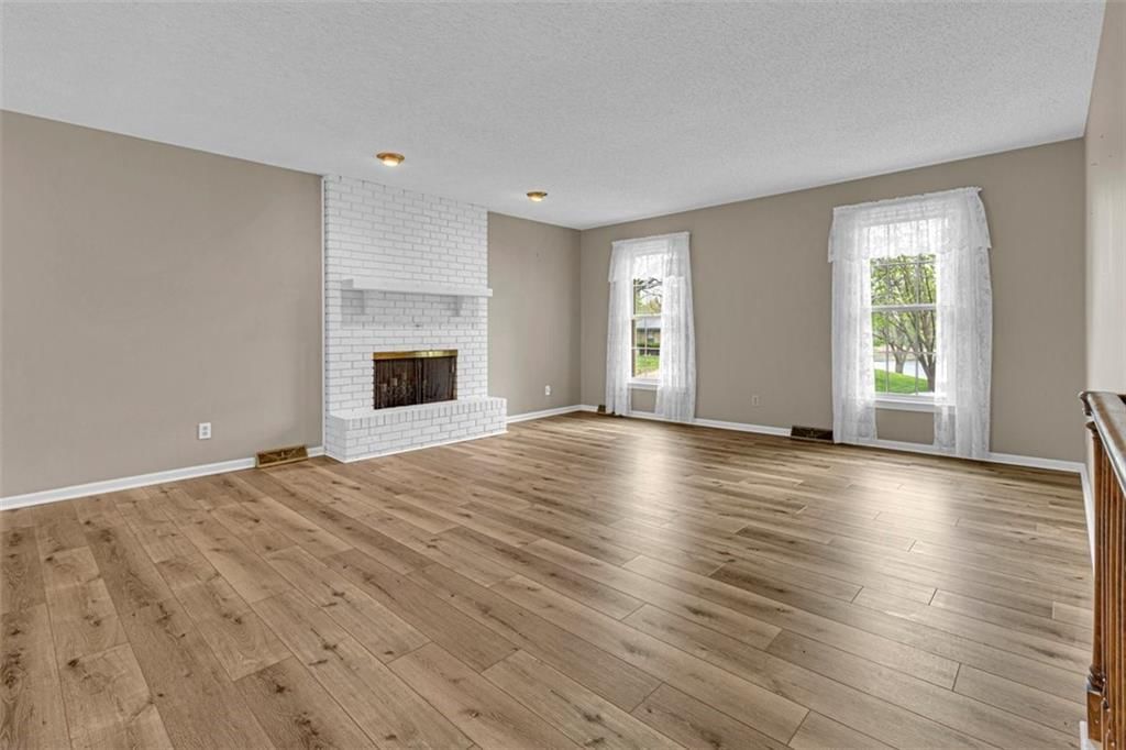 10915 N Miller Lane — photo 2