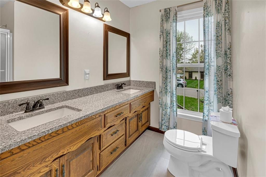 10915 N Miller Lane — photo 19