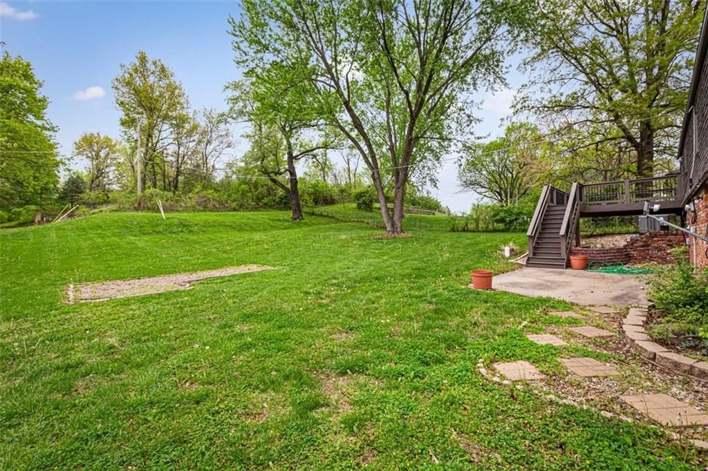 10915 N Miller Lane — photo 32