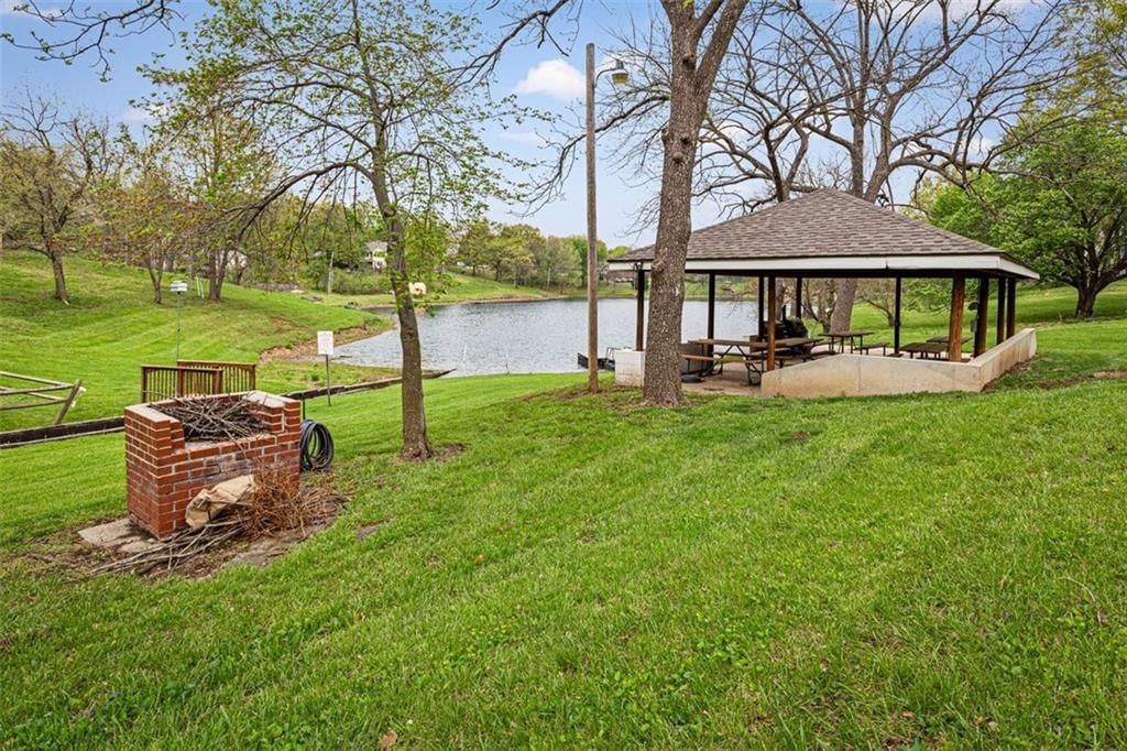 10915 N Miller Lane — photo 35