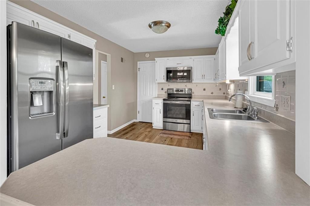 10915 N Miller Lane — photo 8