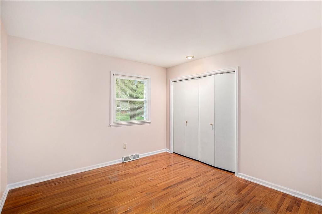 10924 Virginia Avenue — photo 18