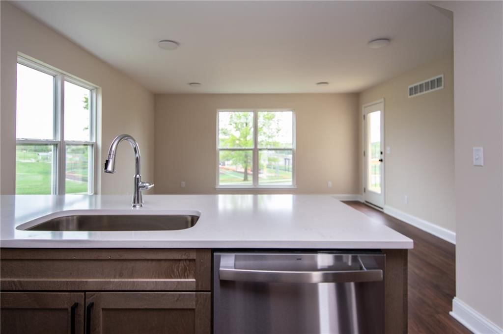 13744 Leigh Drive — photo 5