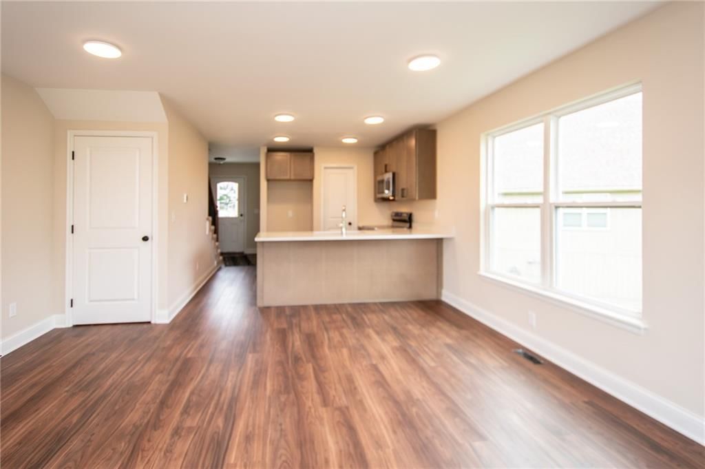 13744 Leigh Drive — photo 7
