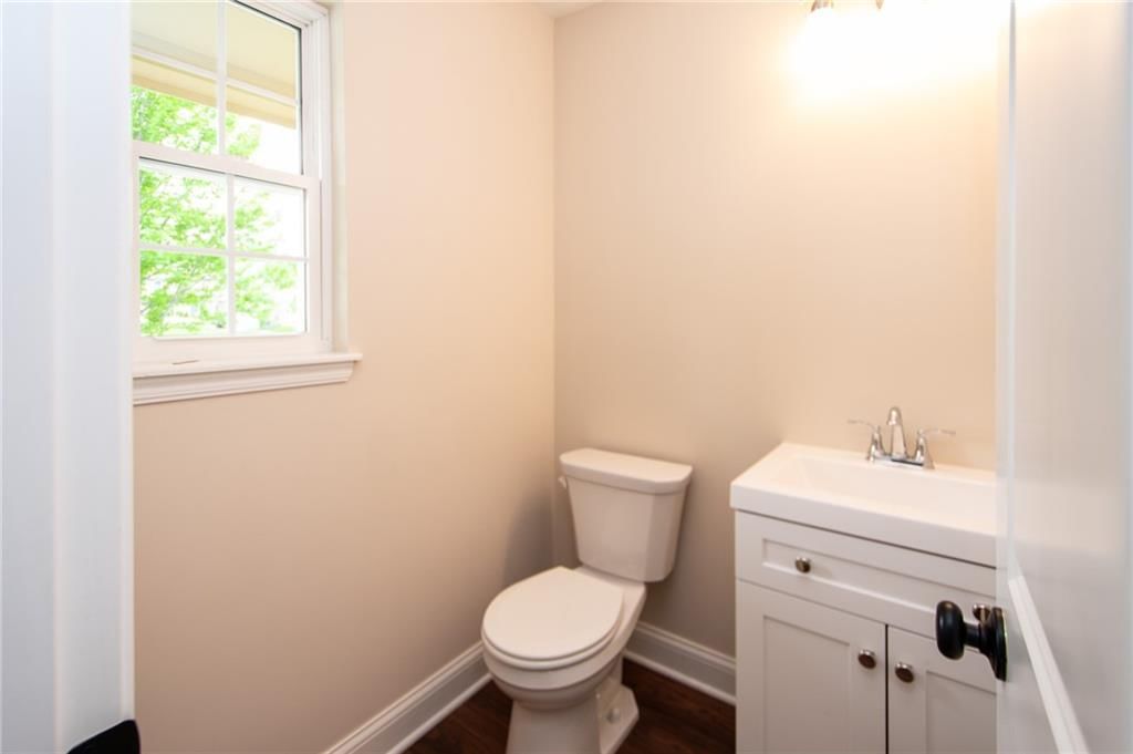 13744 Leigh Drive — photo 10