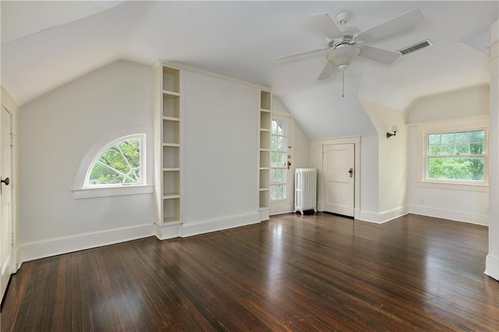 600 W 58th Terrace — photo 31
