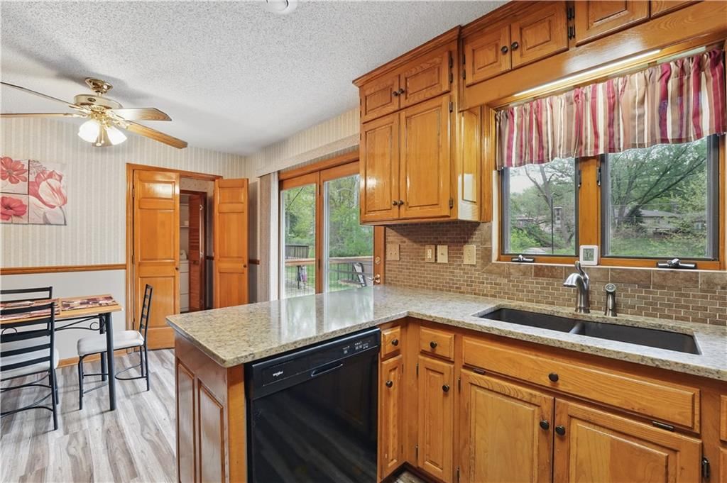 2709 NW Powderhorn Drive — photo 11