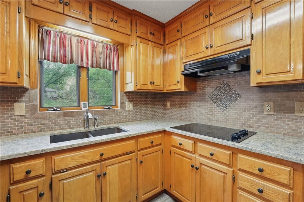 2709 NW Powderhorn Drive — photo 13