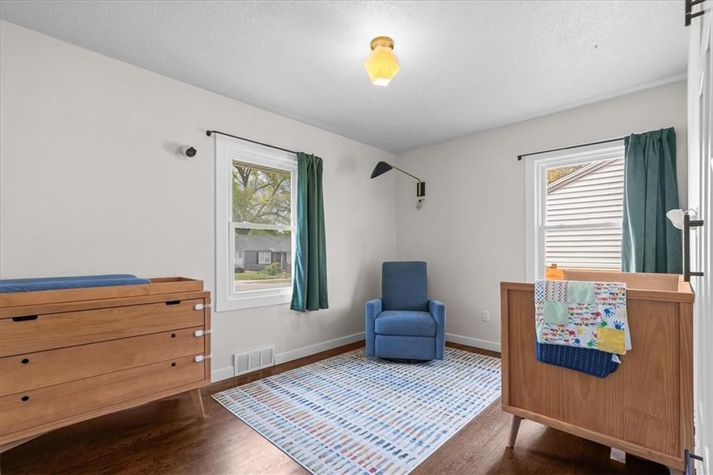 7518 W 64th Terrace — photo 11