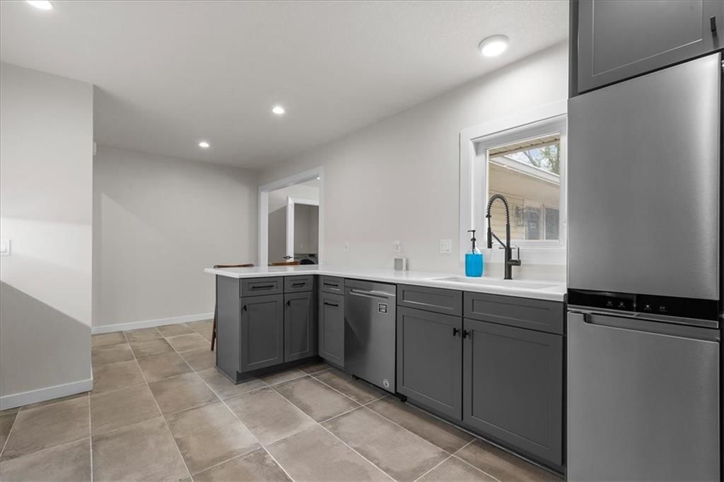 7518 W 64th Terrace — photo 14