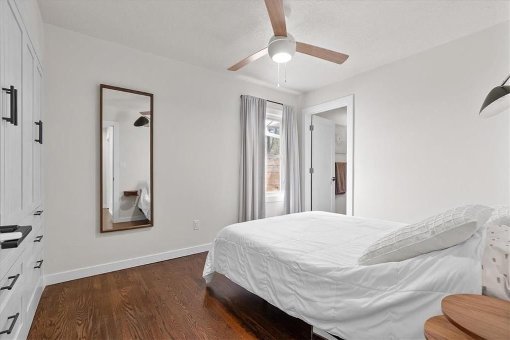 7518 W 64th Terrace — photo 8