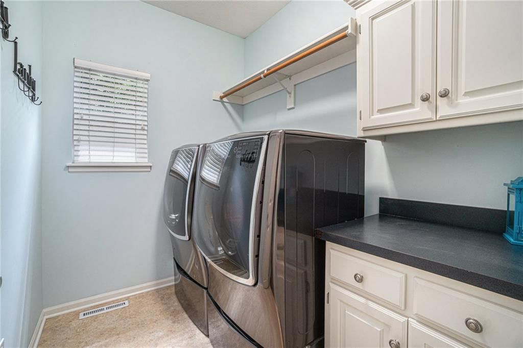 2713 SW Monarch Drive — photo 34