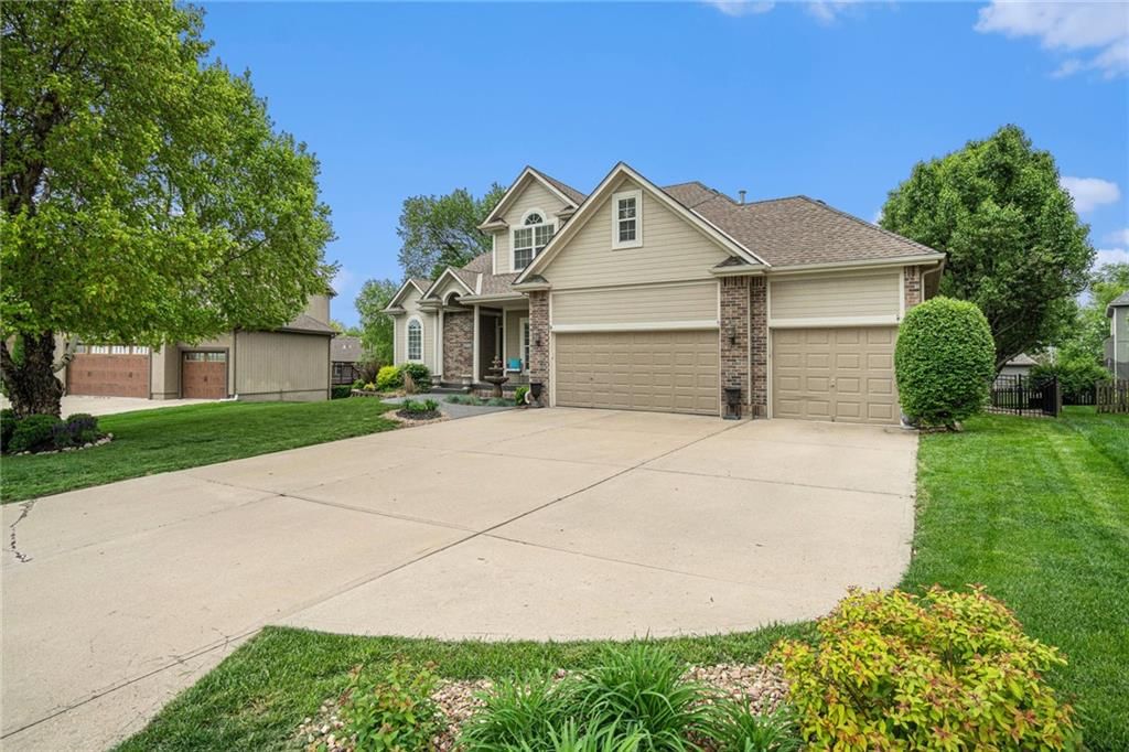 2713 SW Monarch Drive — photo 7