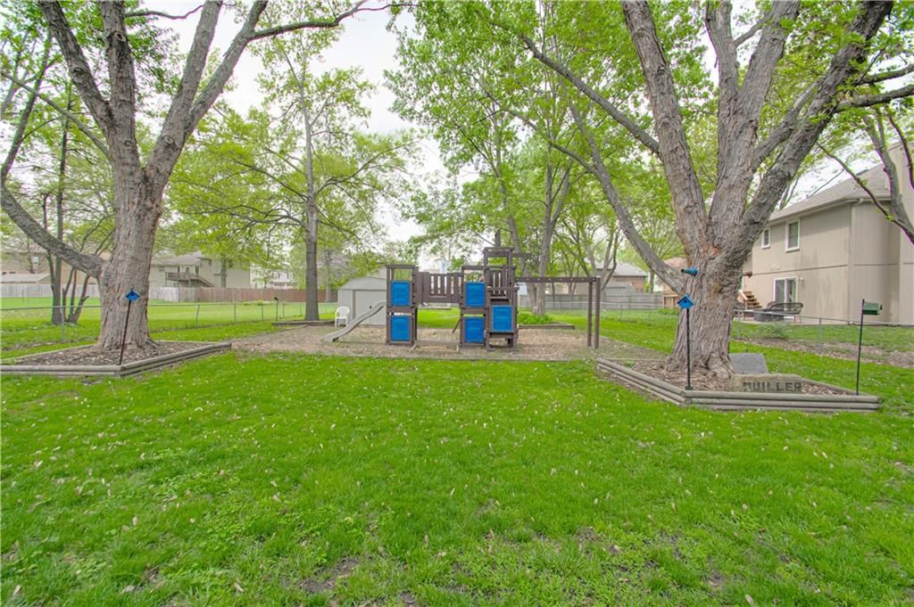 1708 Park Lane — photo 30