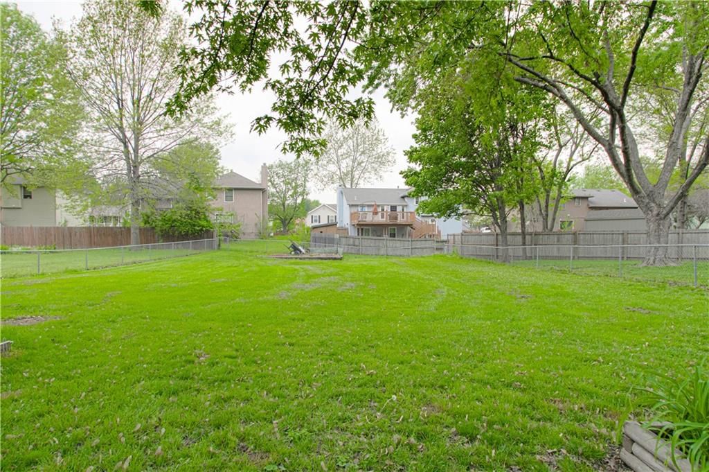 1708 Park Lane — photo 32