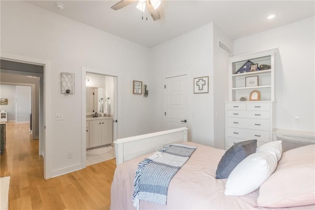 12621 NE 117th Street — photo 31