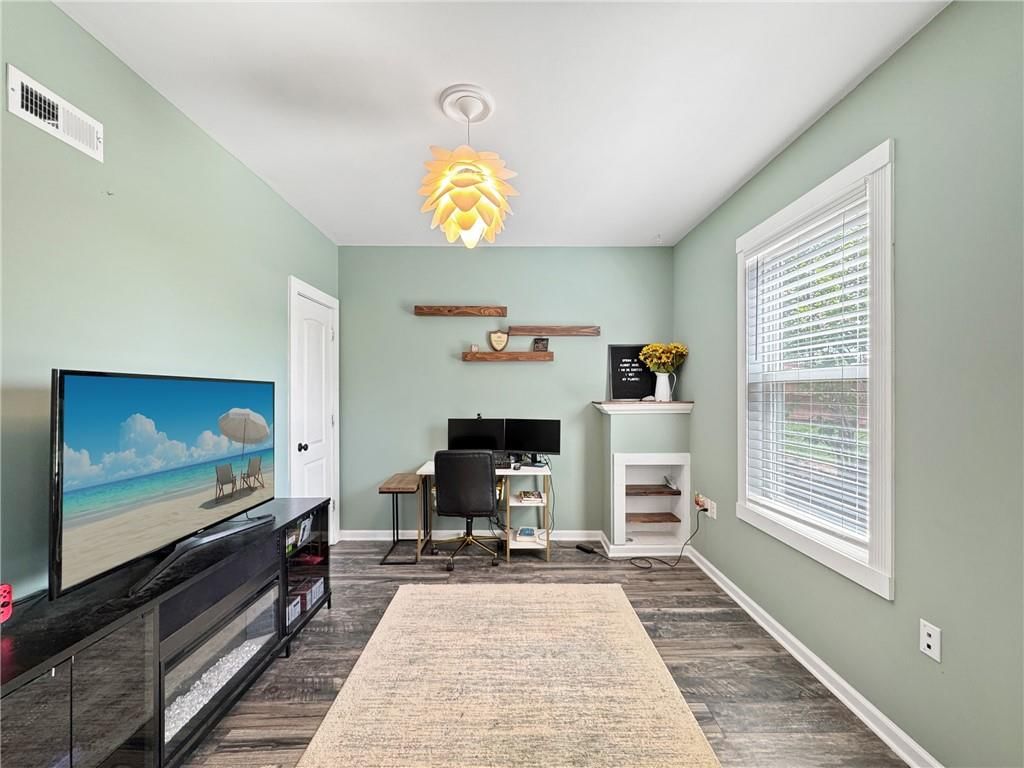17900 Sunset Drive — photo 20
