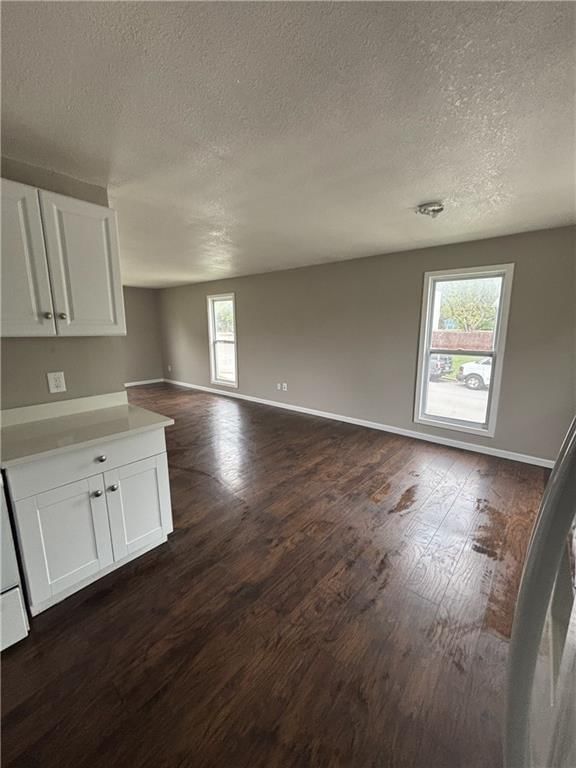 647 E El Monte Court — photo 11
