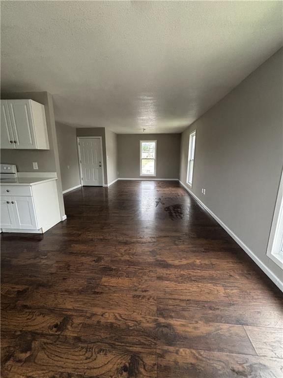 647 E El Monte Court — photo 12