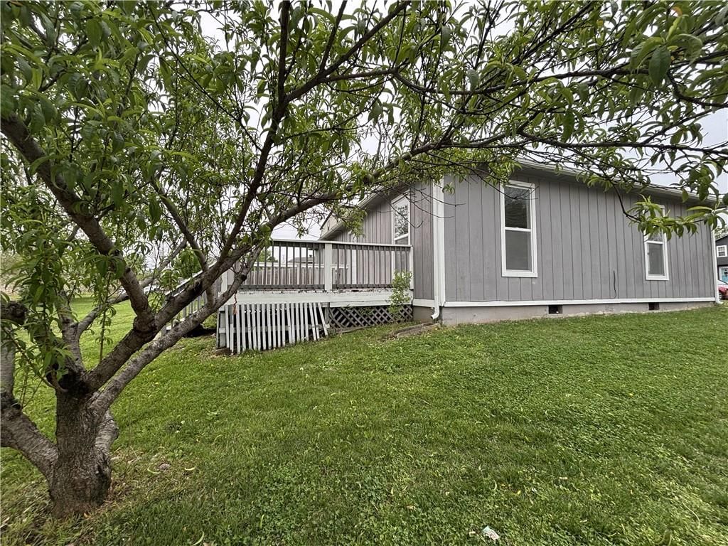 647 E El Monte Court — photo 4