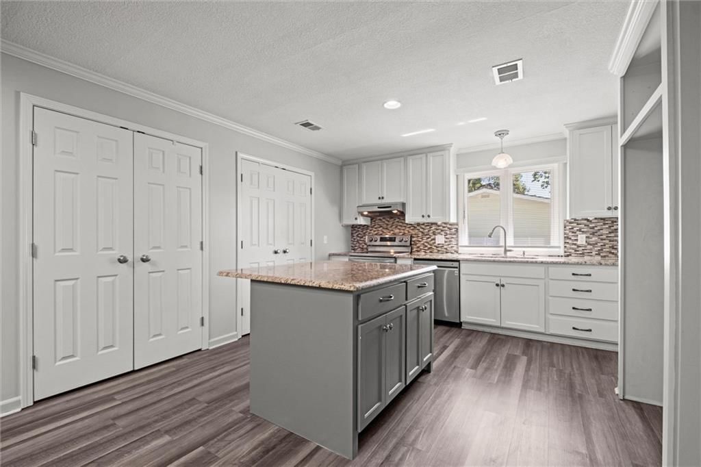 6024 W 88th Street — photo 14