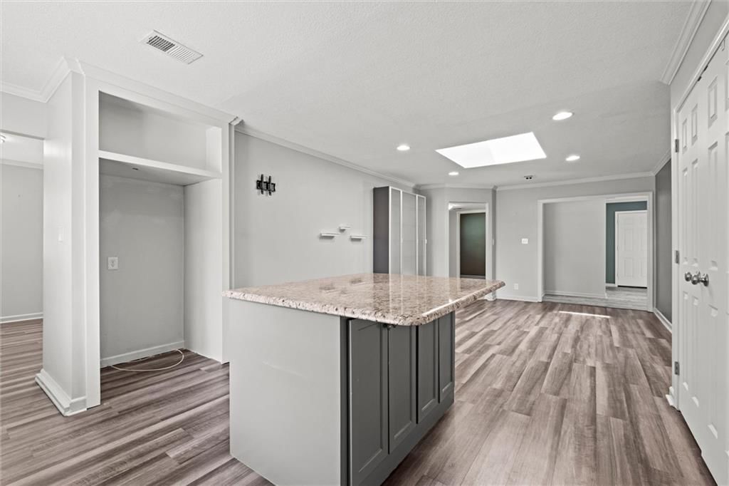 6024 W 88th Street — photo 16