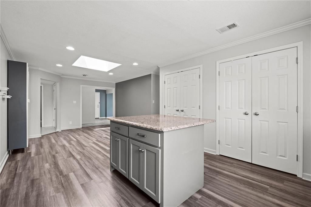 6024 W 88th Street — photo 17