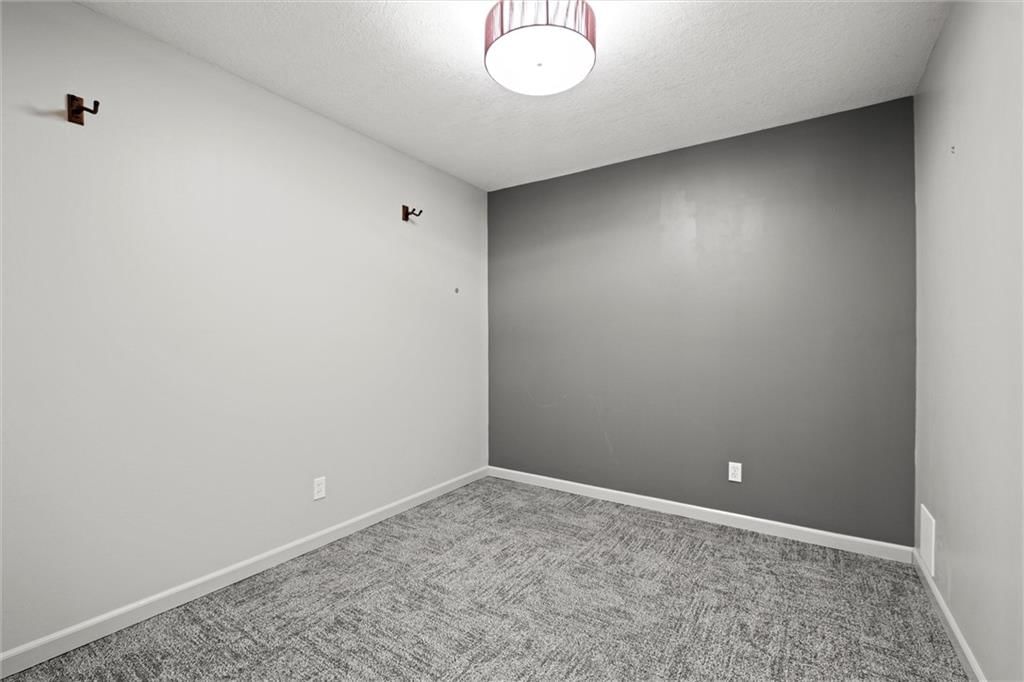 6024 W 88th Street — photo 28