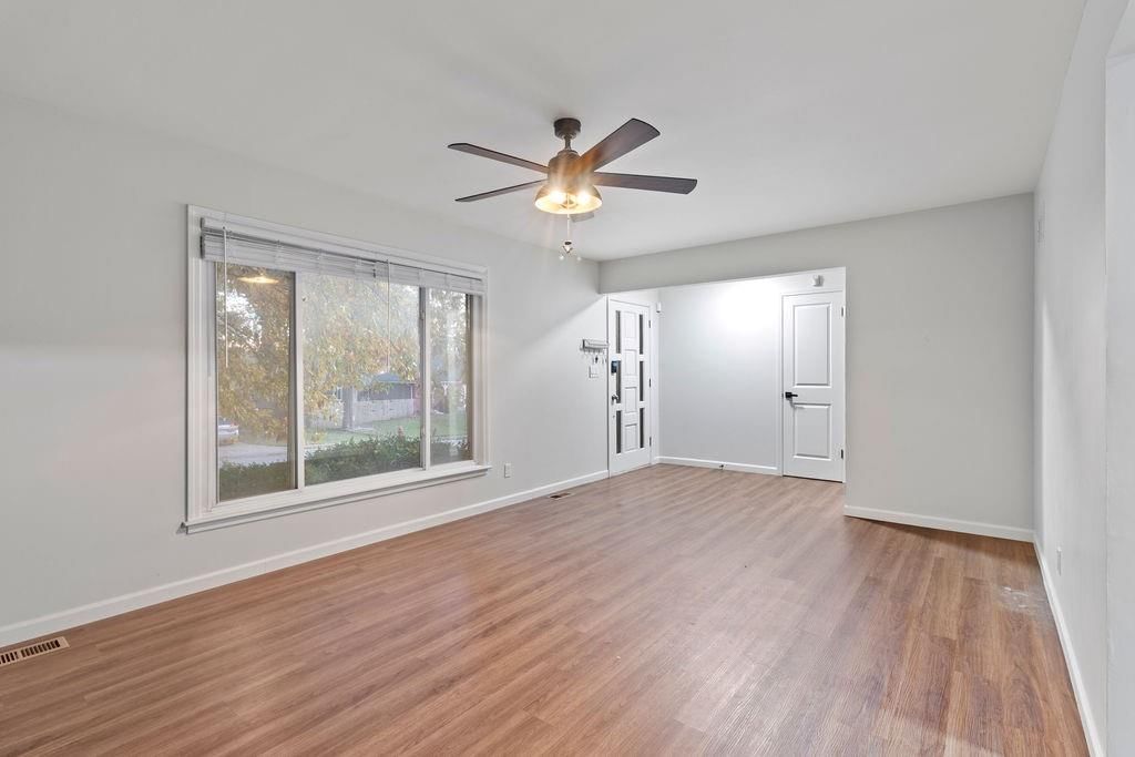7554 Lafayette Avenue — photo 12