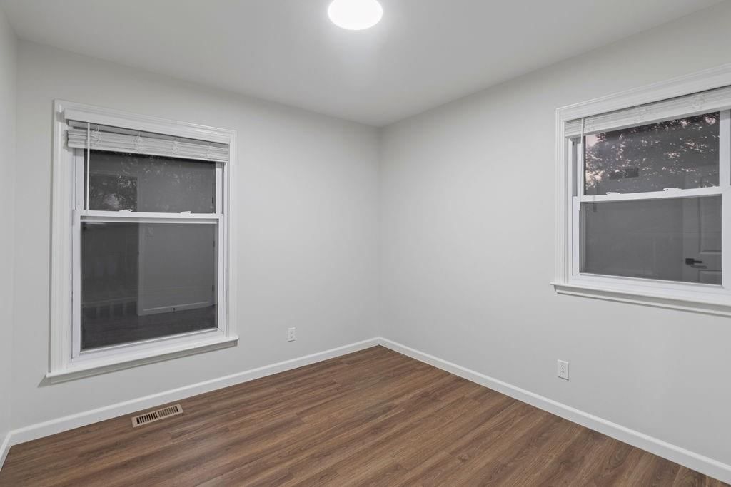 7554 Lafayette Avenue — photo 20