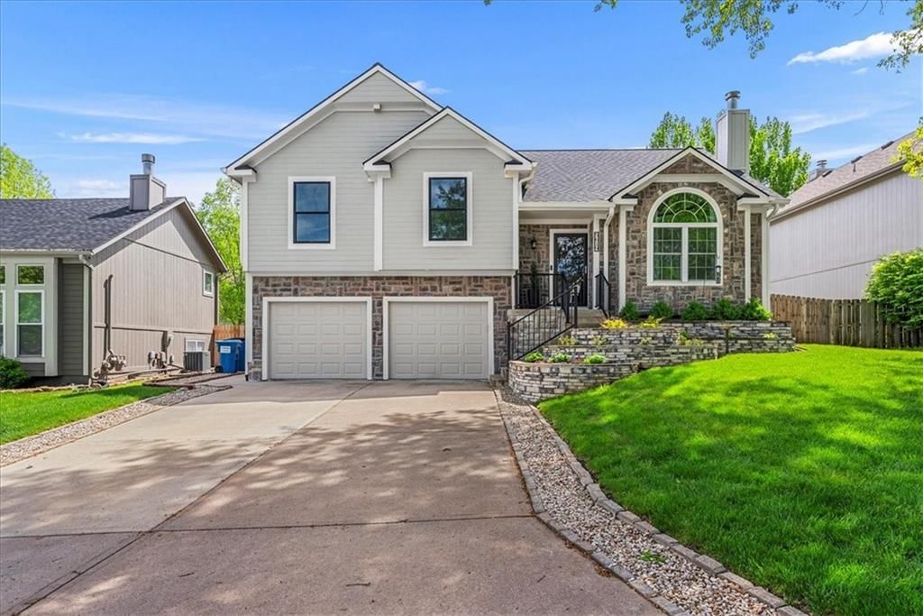 5619 Brownridge Drive — photo 2