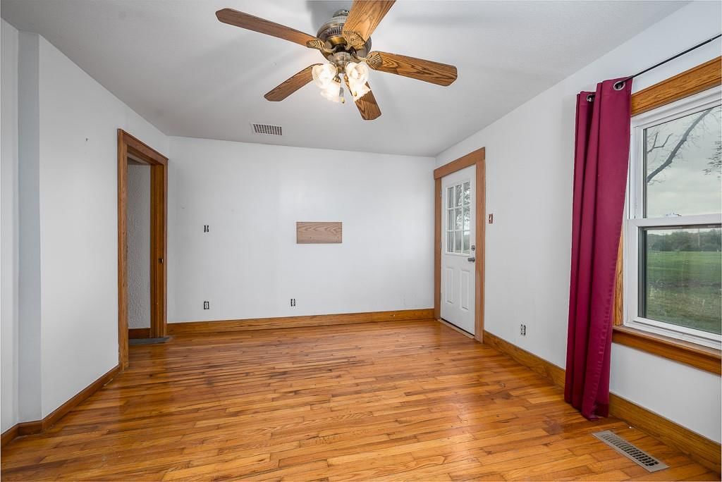 21183 Hollingsworth Road — photo 13