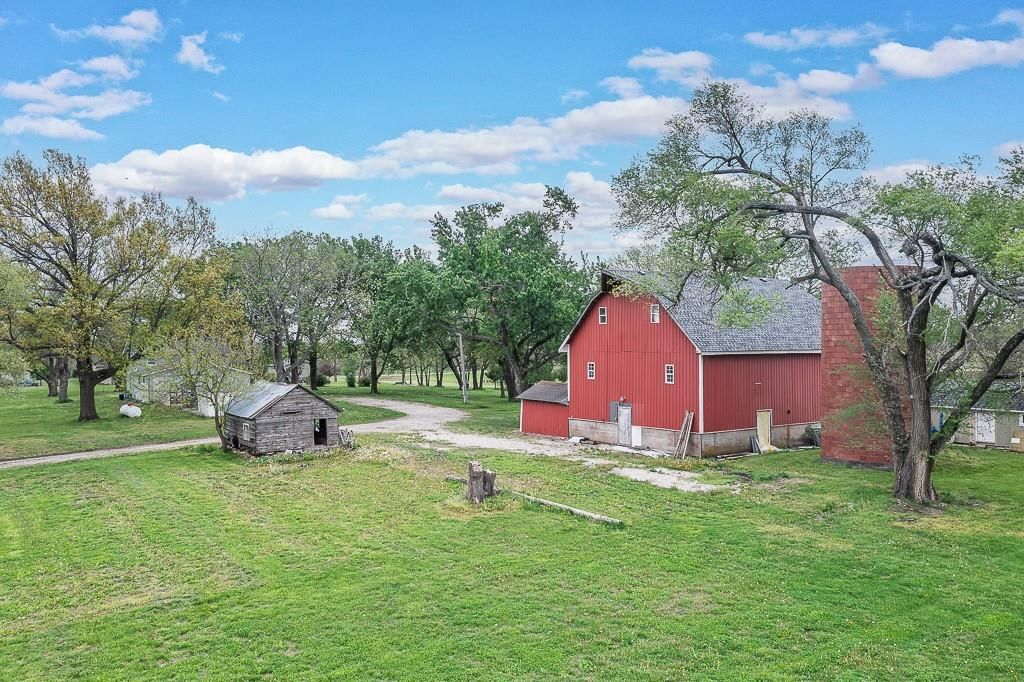 21183 Hollingsworth Road — photo 43