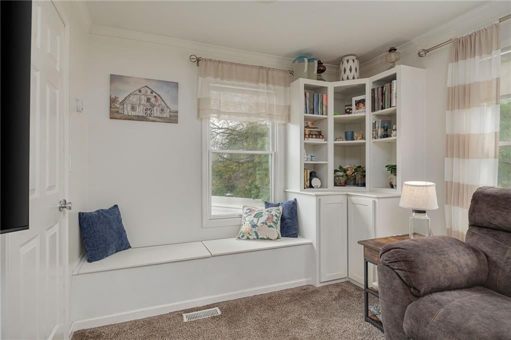 2402 N Circle Drive — photo 18