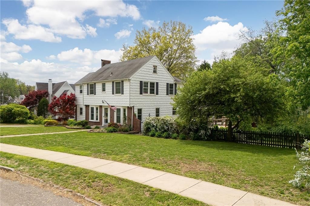 2402 N Circle Drive — photo 3