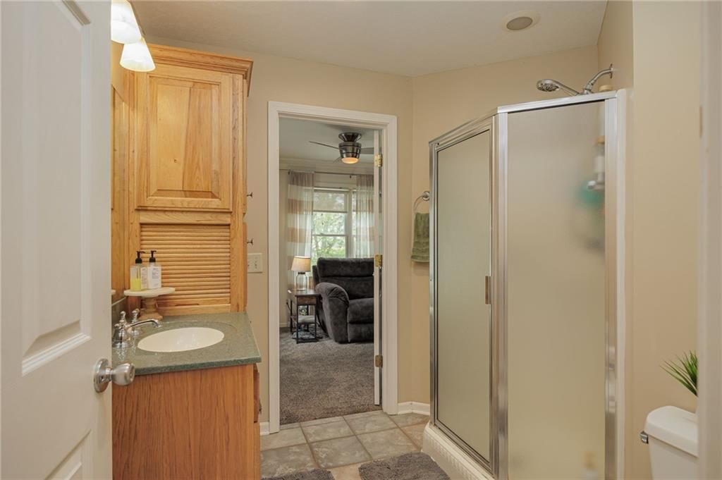2402 N Circle Drive — photo 21