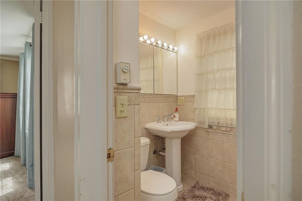 2402 N Circle Drive — photo 30