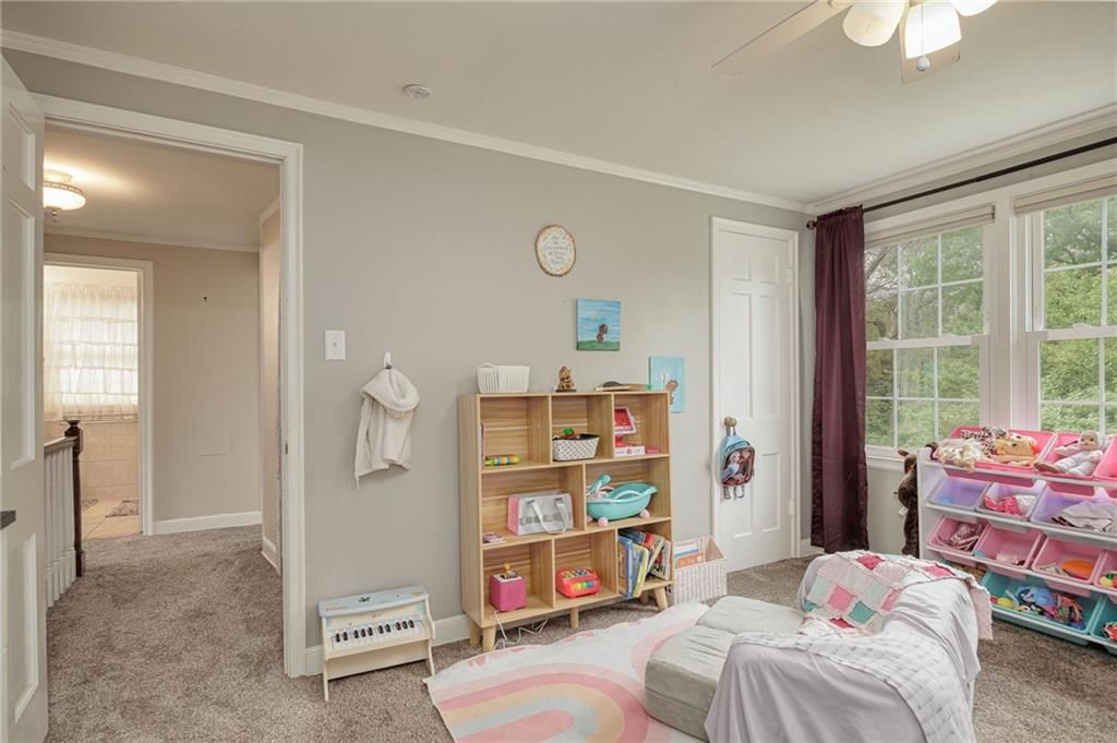2402 N Circle Drive — photo 31
