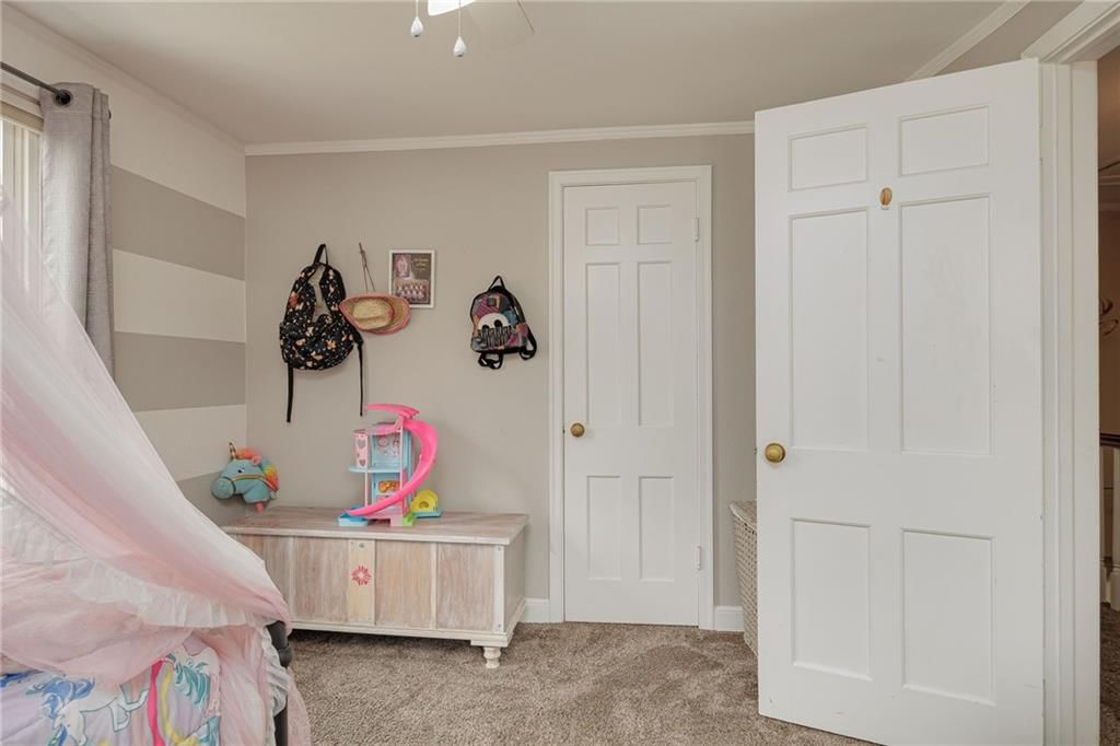 2402 N Circle Drive — photo 33