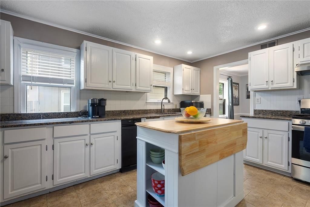 1275 W Gregory Boulevard — photo 12